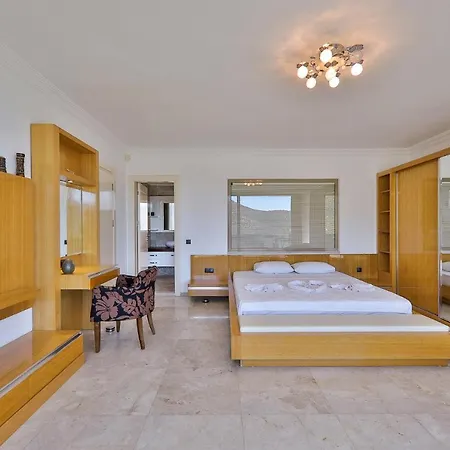 Mondschein Kalkan