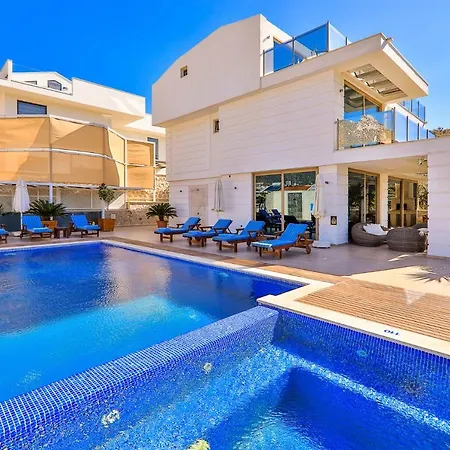 Mondschein Kalkan